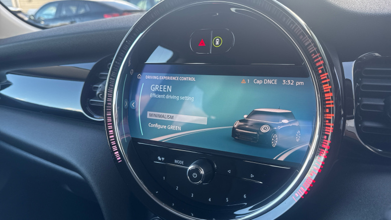 MINI Hatchback 1.5 Cooper Classic 3dr Auto Petrol Hatchback